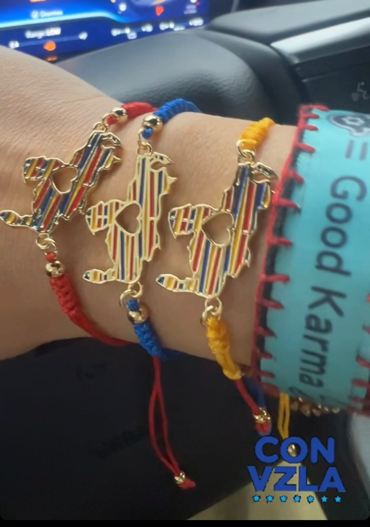 Vzla bracelet tricolor