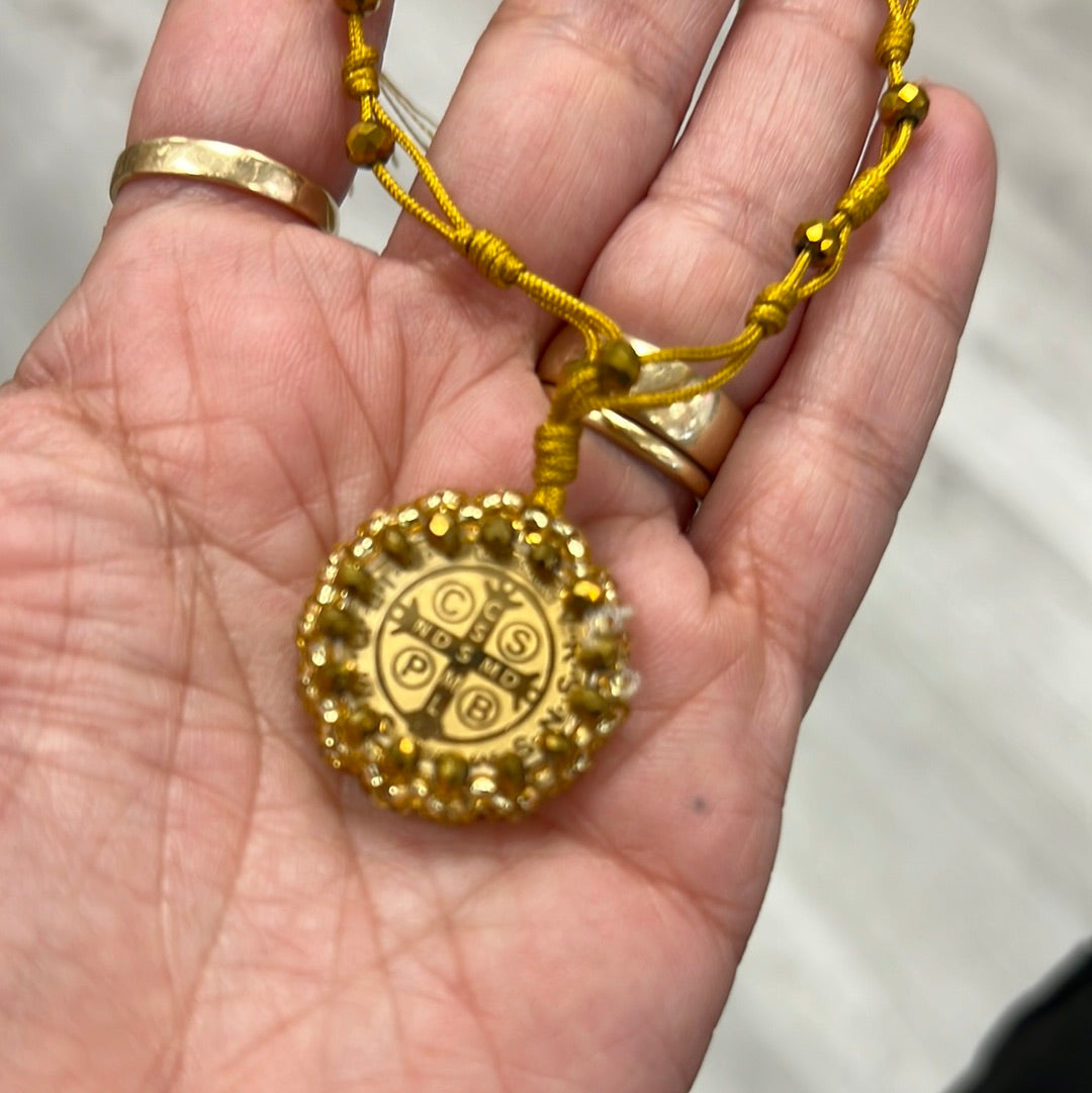 Bracelet San Benito Medallita dorada