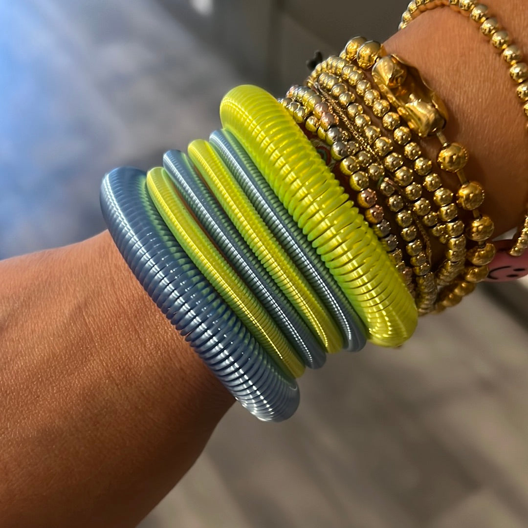 Bracelet retro neon slinky x6 units THIN