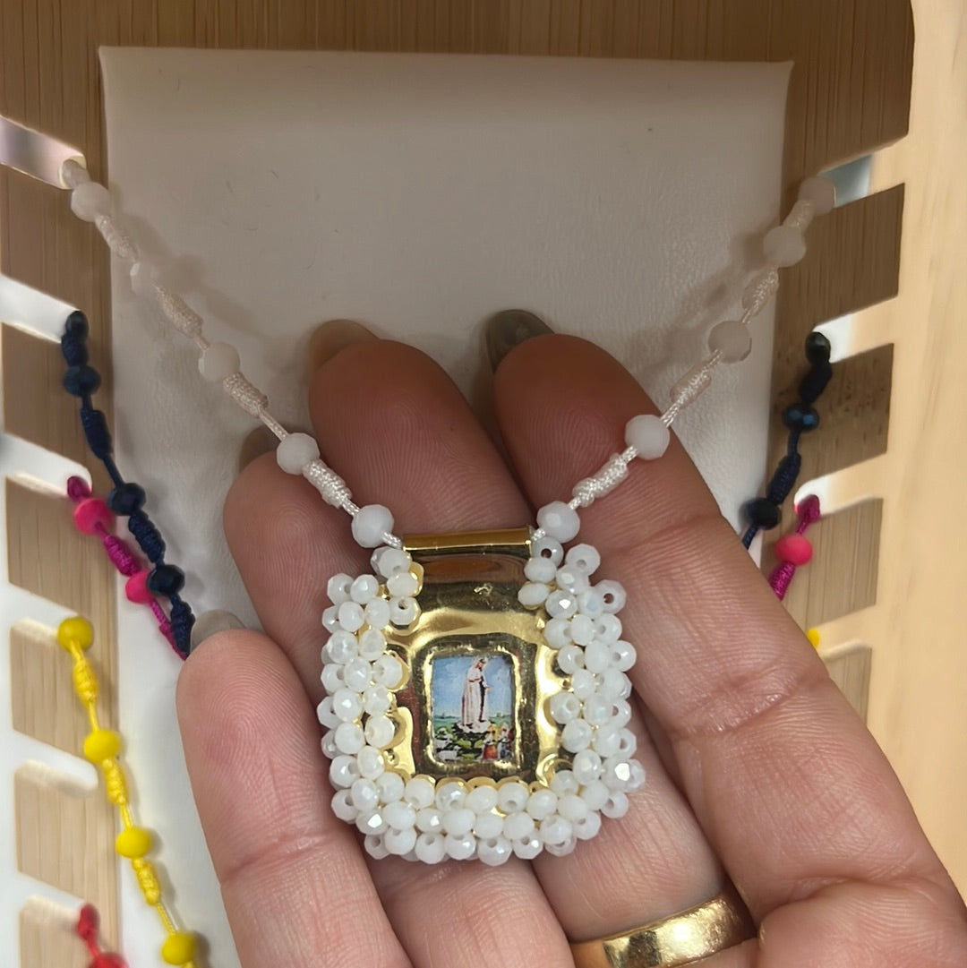 Necklace escapulario single regular Square