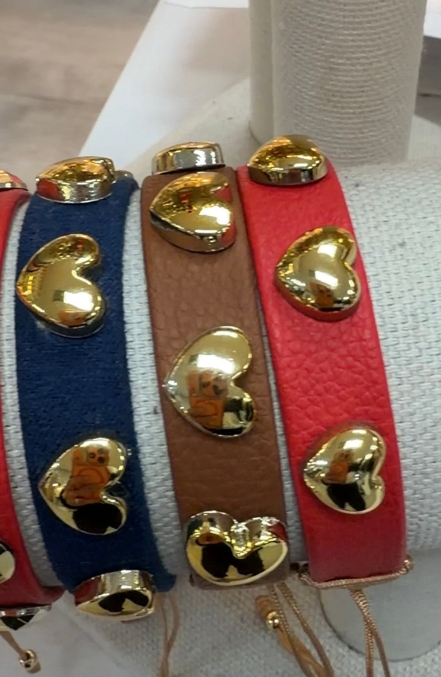 Brazalete LOVE leather