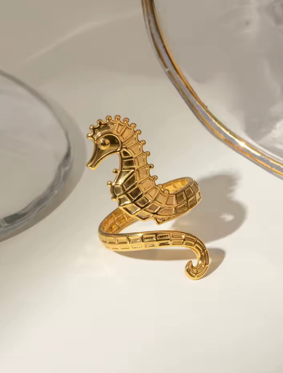 Seahorse adjustable Ring