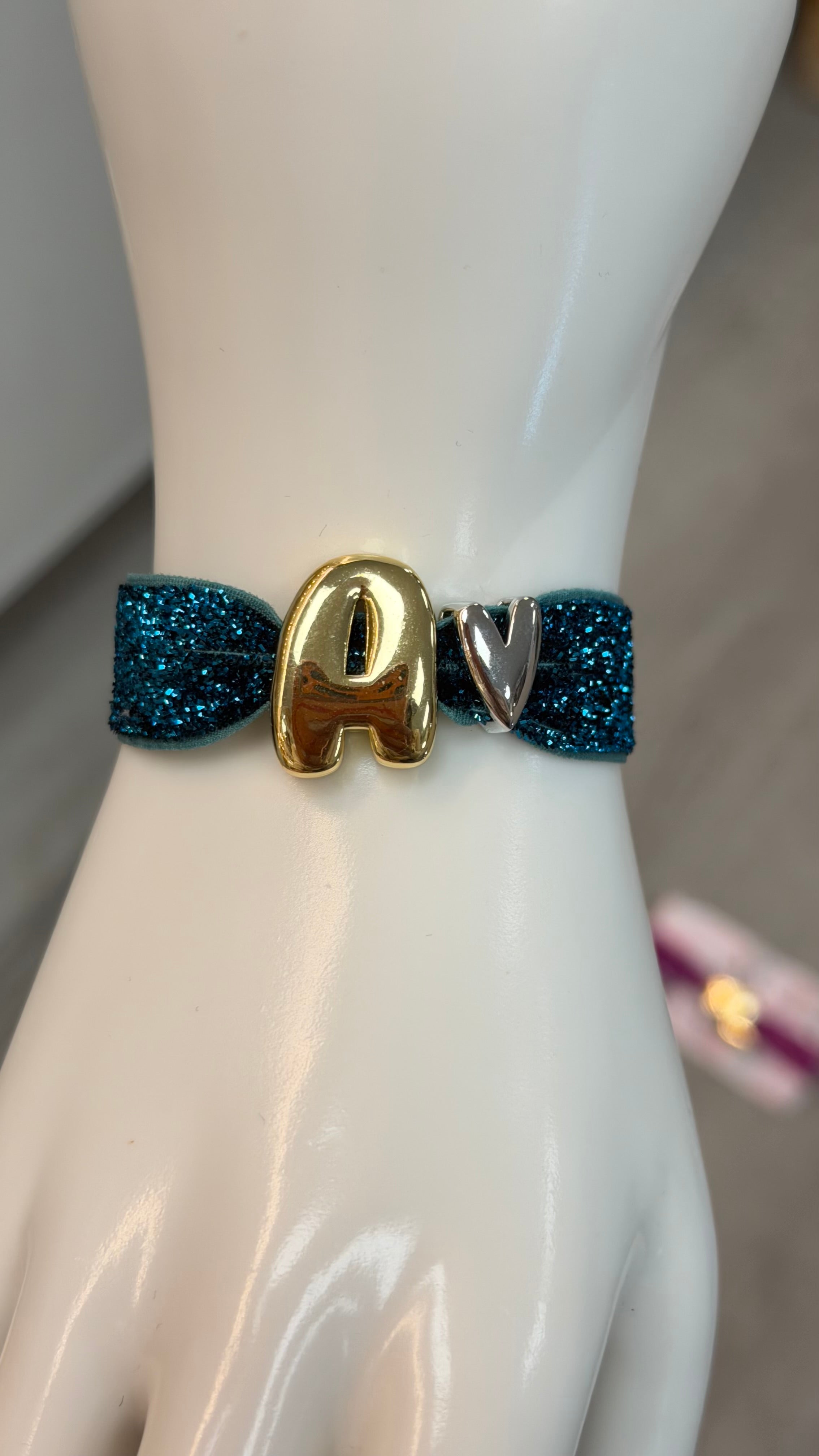 Sparkling Elastic brazalete (letter)
