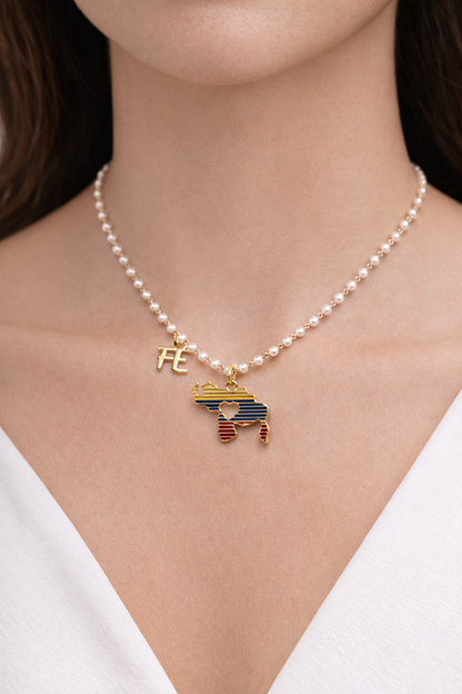 VZLA necklace Perlas Fe