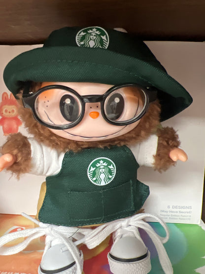Traje Starbucks labubu