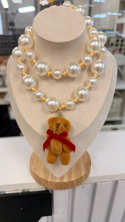 Necklace Teddy bears pearls