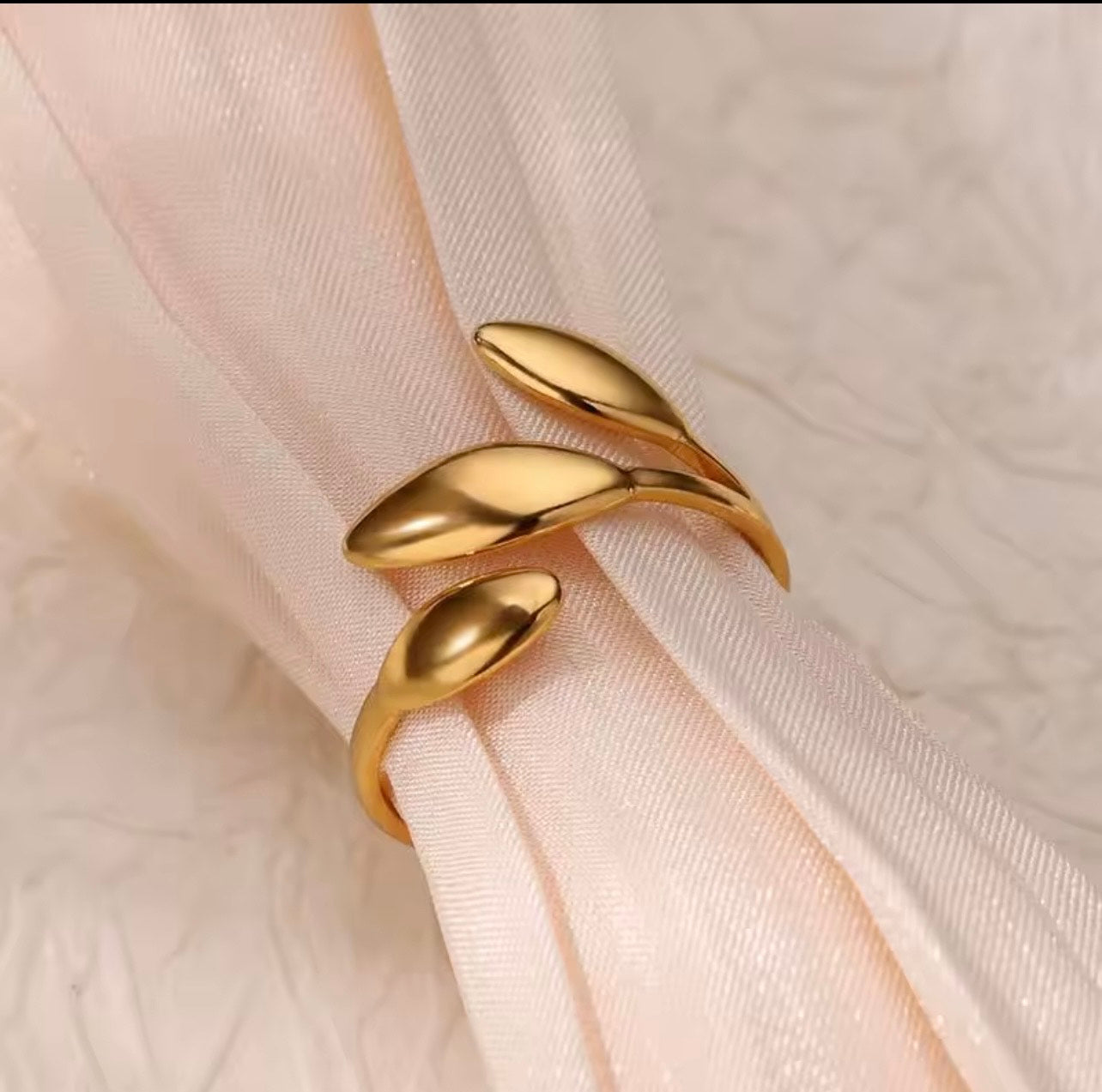 Leaf-Inspired Adjustable Ring