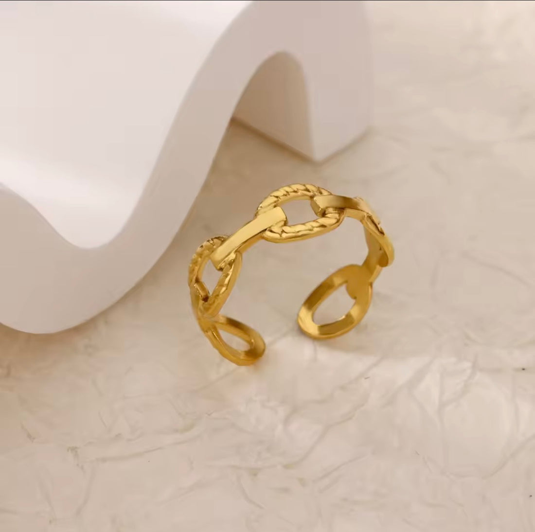 Chain Link Ring