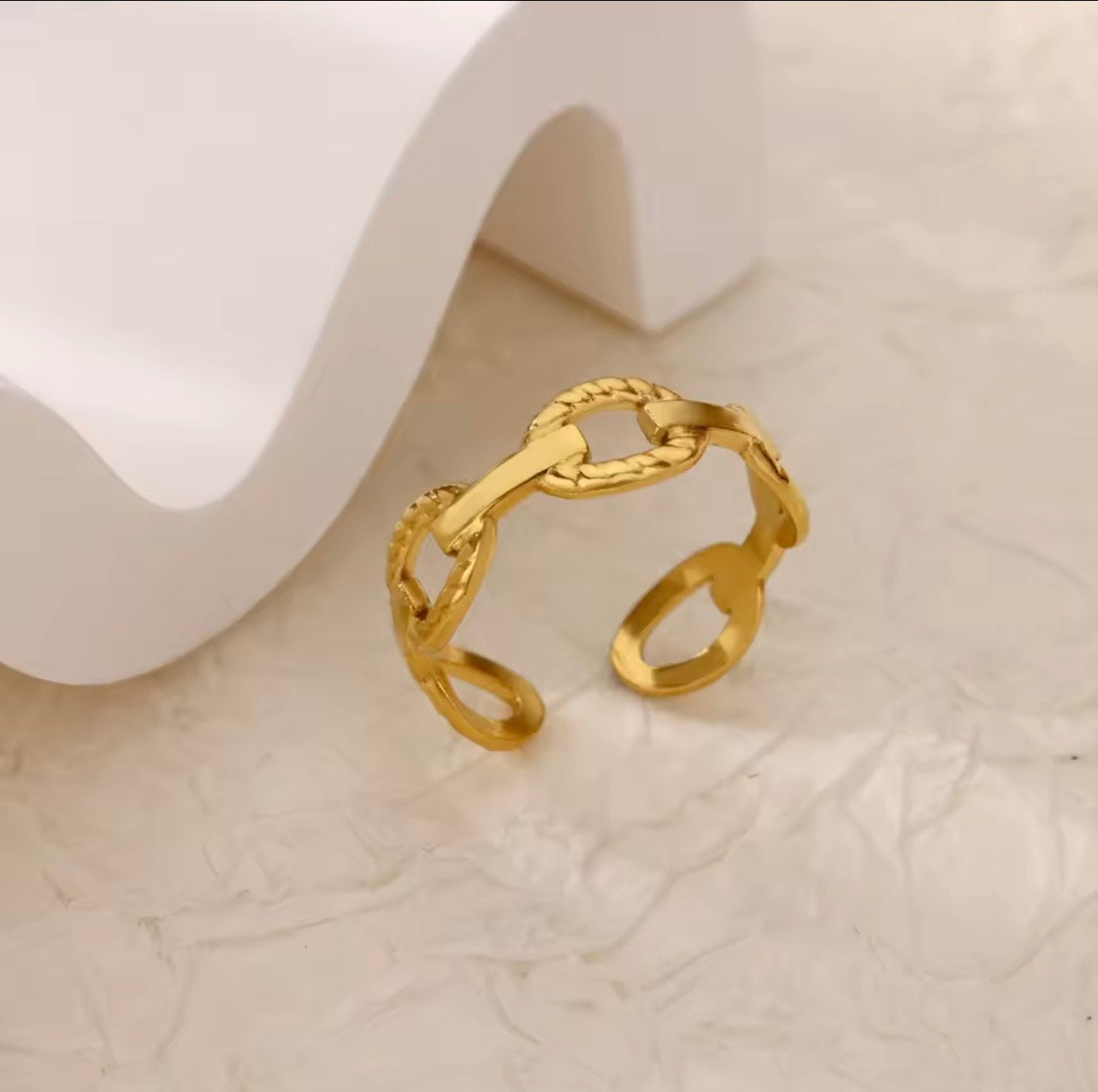 Chain Link Ring