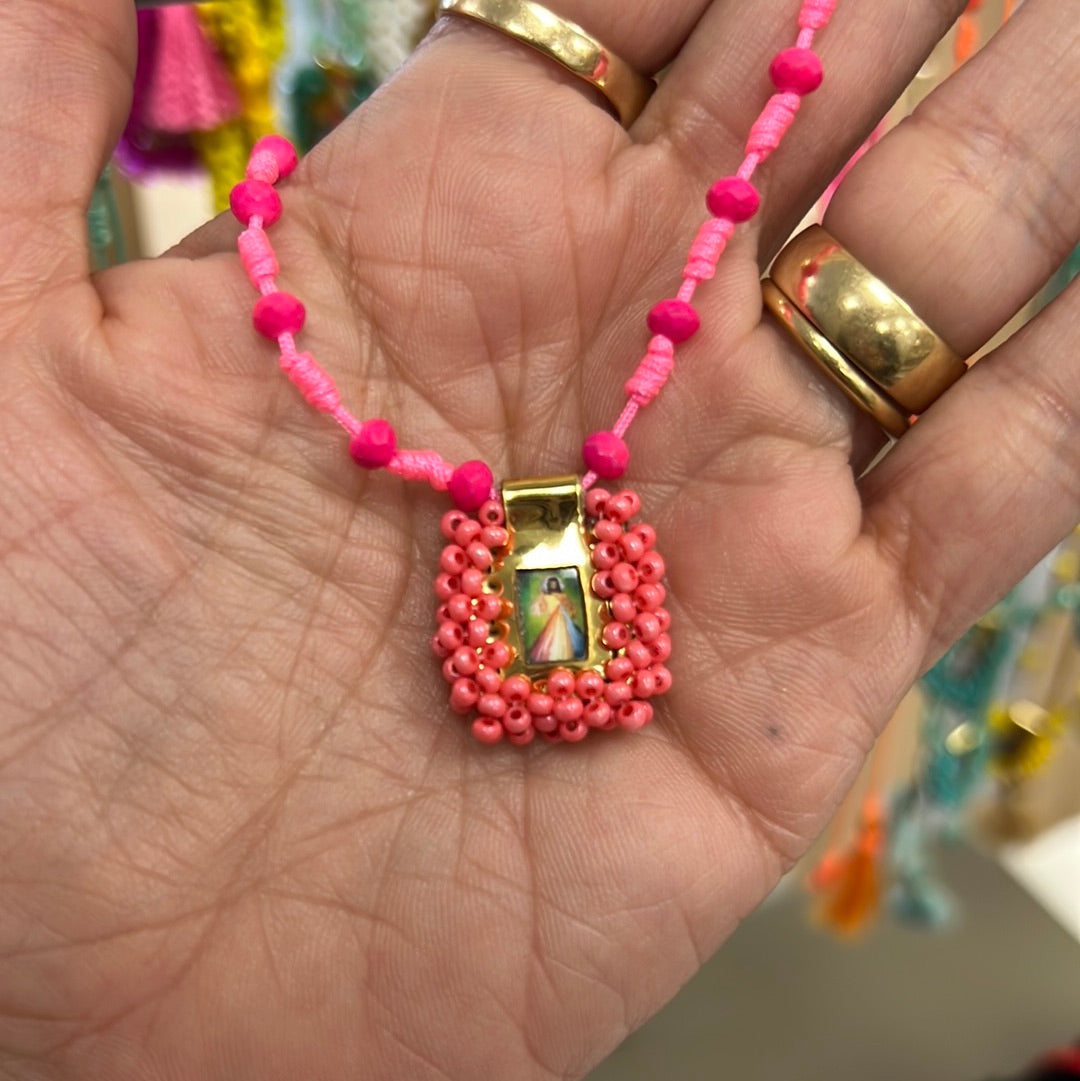 Necklace escapulario mini square